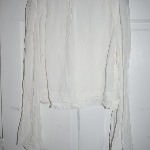 Free people white vneck top with boho sleeves - Picture 5 of 5